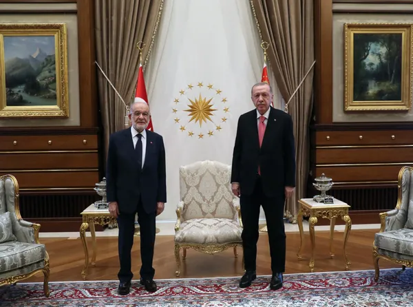 Başkan Erdoğan Temel Karamollaoğlu’nu kabul etti