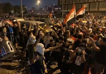Kasım Süleymani'nin öldürülmesinin ardından Bağdat'ta sevinç gösterileri düzenlendi