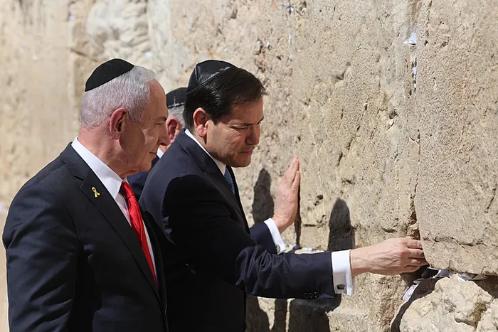 netanyahu-ve-rubio-aglama-duvarinda-hic-bu-kadar-guclu-olmamisti-1757860475760.jpg Foto: REUTERS