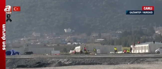devlet-tum-gucuyle-deprem-bolgesinde-nurdaginda-afetzedeler-icin-barinma-alanlari-yapiliyor-1676723639833.jpg Devlet tüm gücüyle deprem bölgesinde! Nurdağı’nda afetzedeler için barınma alanları yapılıyor - 6