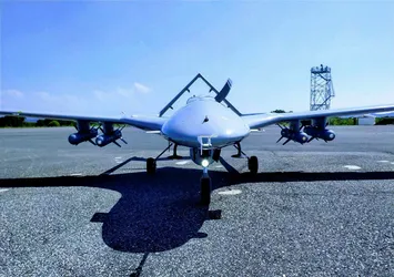 Türk malı İHA ve SİHA'lar dünyanın dilinde! ''Türk drone'ları pençelerini gösterdi''