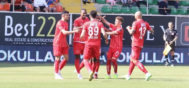 Akdeniz derbisinde kazanan Antalyaspor! Alanyaspor 1-3 Antalyaspor MAÇ SONUCU-ÖZET