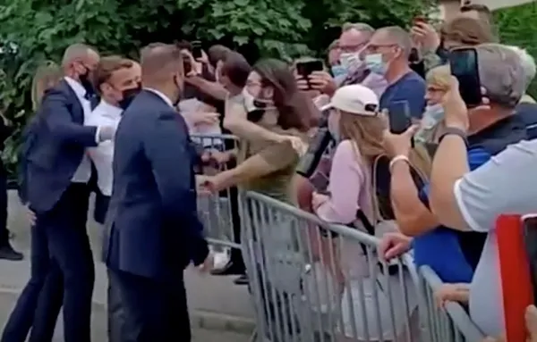 Son dakika: Fransa Cumhurbaşkanı Macron’a tokat atan kişinin cezası belli oldu - 1