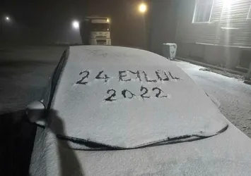 Beyaz örtüyle kaplandı: Ardahan ve Kars'a mevsimin ilk karı düştü