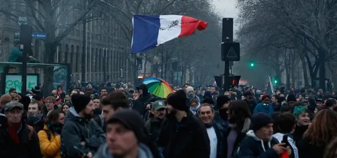 Fransa’da grev ve gösteriler 13’üncü gününde