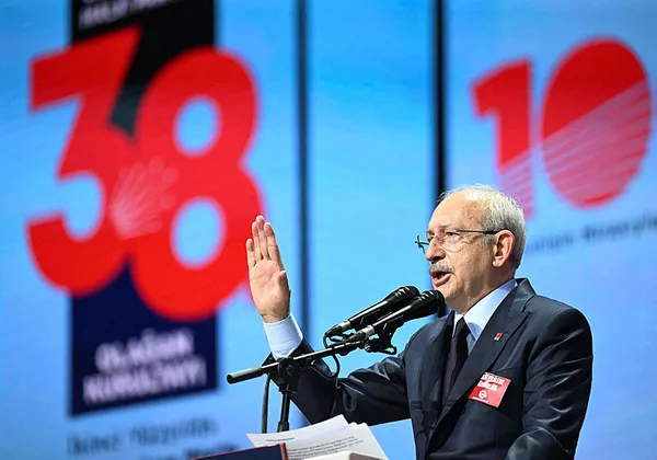 Özgür Özel ile Kılıçdaroğlu arasında fark yok! Koalisyon ile ittifaka yeşil ışık yaktı | CHP'de eş başkanlık dönemi mi? - 1