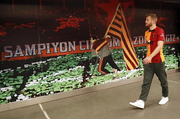 galatasaray-fredrik-midtsjo-transferini-acikladi-iste-sozlesme-detayi-1659429509862.jpeg Galatasaray, Fredrik Midtsjö transferini açıkladı! İşte sözleşme detayı - 2