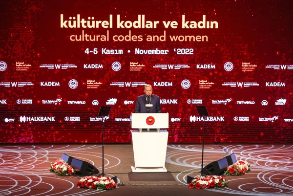 Son dakika: Başkan Erdoğan’dan 5. Uluslararası Kadın ve Adalet Zirvesi’nde önemli açıklamalar | Kemal Kılıçdaroğlu’na başörtüsü tepkisi!