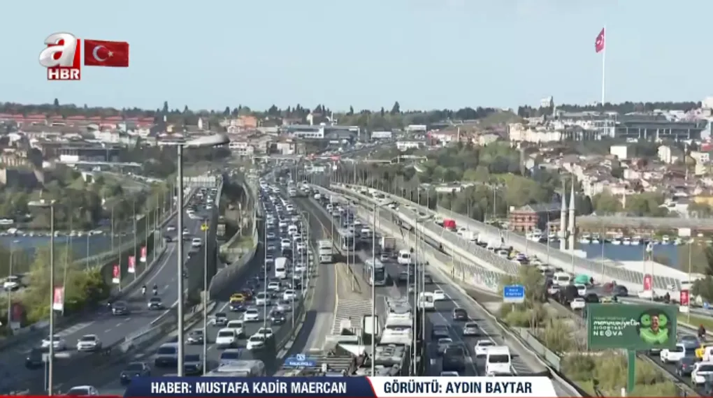 İstanbul trafiğinde pazartesi çilesi