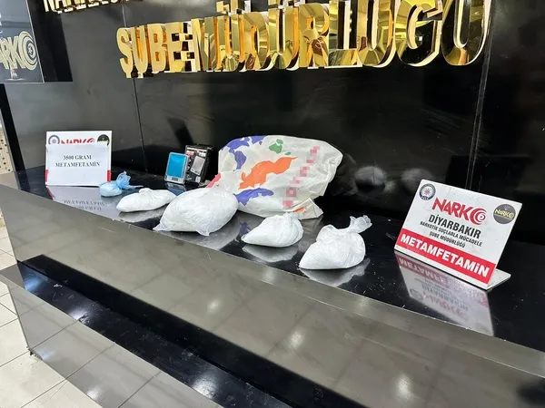1685949399018.jpg Diyarbakır'da uyuşturucu operasyonu: 24 kişi tutuklandı - 2