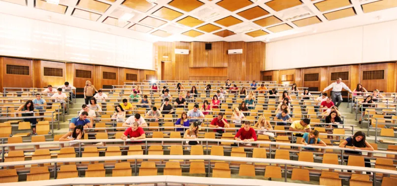 Son dakika: YÖK Başkanı Erol Özvar'dan önemli açıklamalar! Online eğitim devam edecek mi? Tarih belli oldu