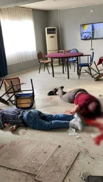 uzlasma-bulusmasinda-kan-akti-katliam-gibi-kavgada-yeni-detaylar-ortaya-cikti-1683898744685.jpg Uzlaşma buluşmasında kan aktı! Katliam gibi kavgada yeni detaylar ortaya çıktı - 1