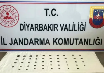 Diyarbakır’da tarihi eser operasyonu: 48 adet bronz sikke ele geçirildi