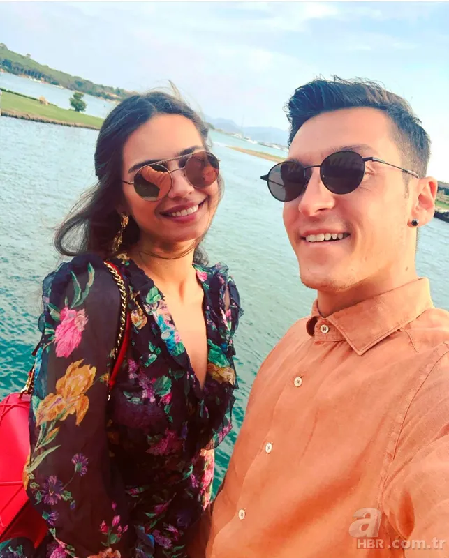 Mesut Özil ve Amine Gülşe Türkiye hazırlıklarına başladı! İşte yeni evleri 3