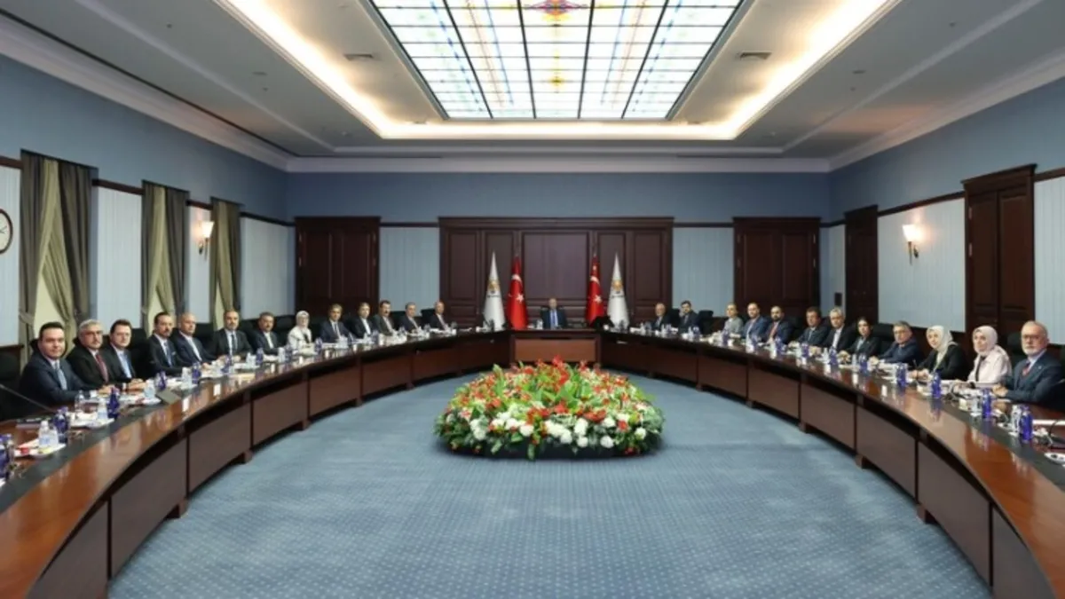 AK Parti'de kritik MKYK toplantısı başladı