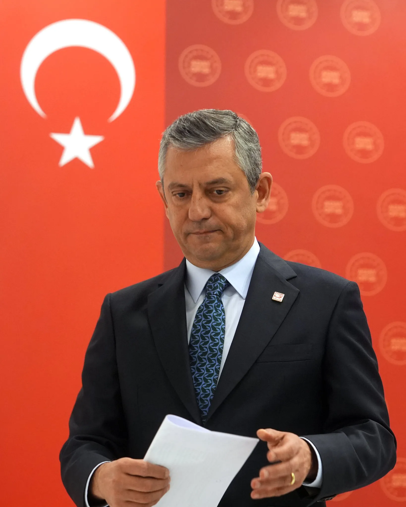 Özgür Özel için yolun sonu mu? CHP için yeni iddia: Çarşı daha da karışacak