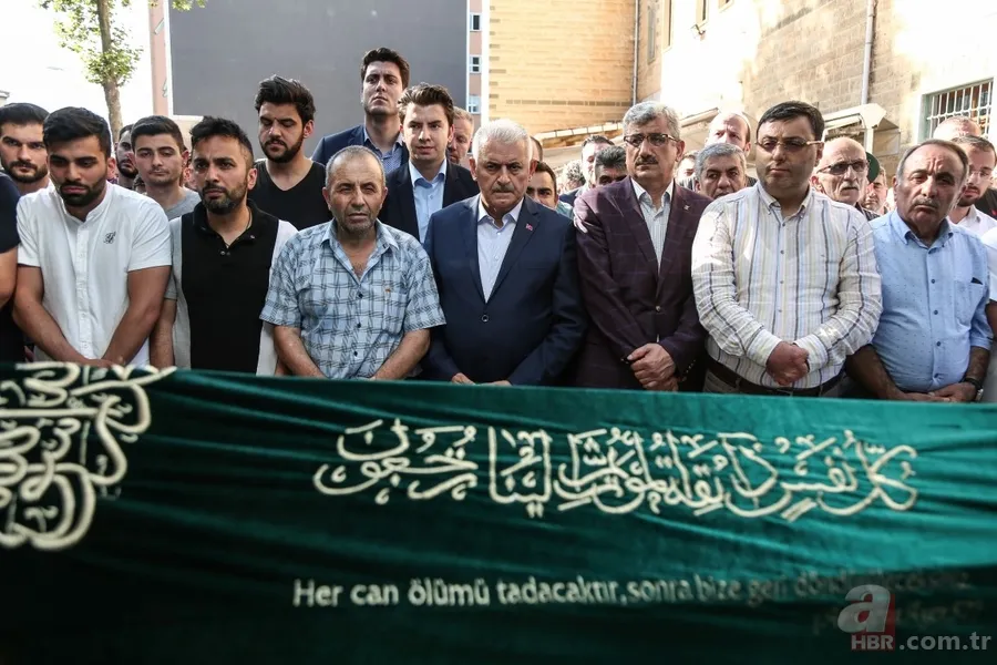 Binali Yıldırım cenaze törenine katıldı 5