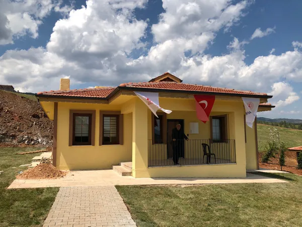 Afetzedelerin akıllı ev mutluluğu! Rekor sürede tamamlandı: Allah devletimizden razı olsun