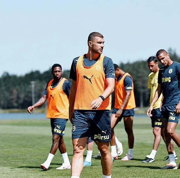 Fenerbahçe’de Edin Dzeko dönemi bitiyor! Yeni adresi orası olacak