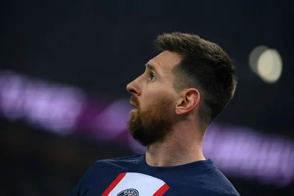 Lionel Messi'yi şoke eden teklif! Adım adım ayrılığa hazırlanıyor - 4