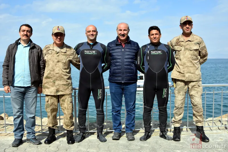 Mehmetçik Van Gölü'nde yaşayan ikinci balık türünü buldu 13