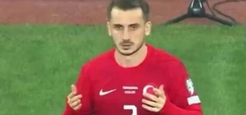 Milli futbolcularımız üzerinden İslam'ı hedef aldılar! Ermenistan maçı öncesi dua edilmesi zorlarına gitti Milli futbolcularımız üzerinden İslam'ı hedef aldılar! Ermenistan maçı öncesi dua edilmesi zorlarına gitti