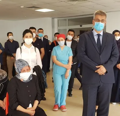 Koronavirüsten hayatını kaybeden ’Dilek Hemşire’nin adı ölümsüzleşti