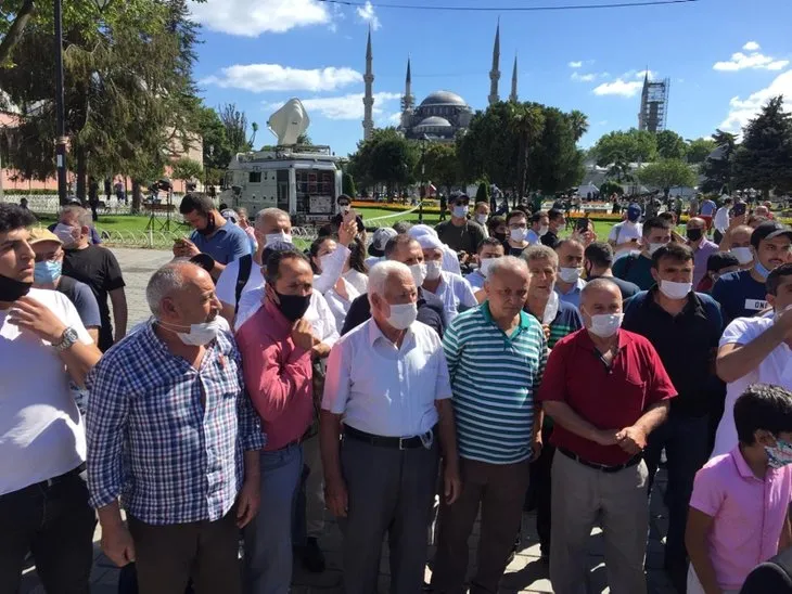 Ayasofya Camii’nde sevinç gözyaşları!