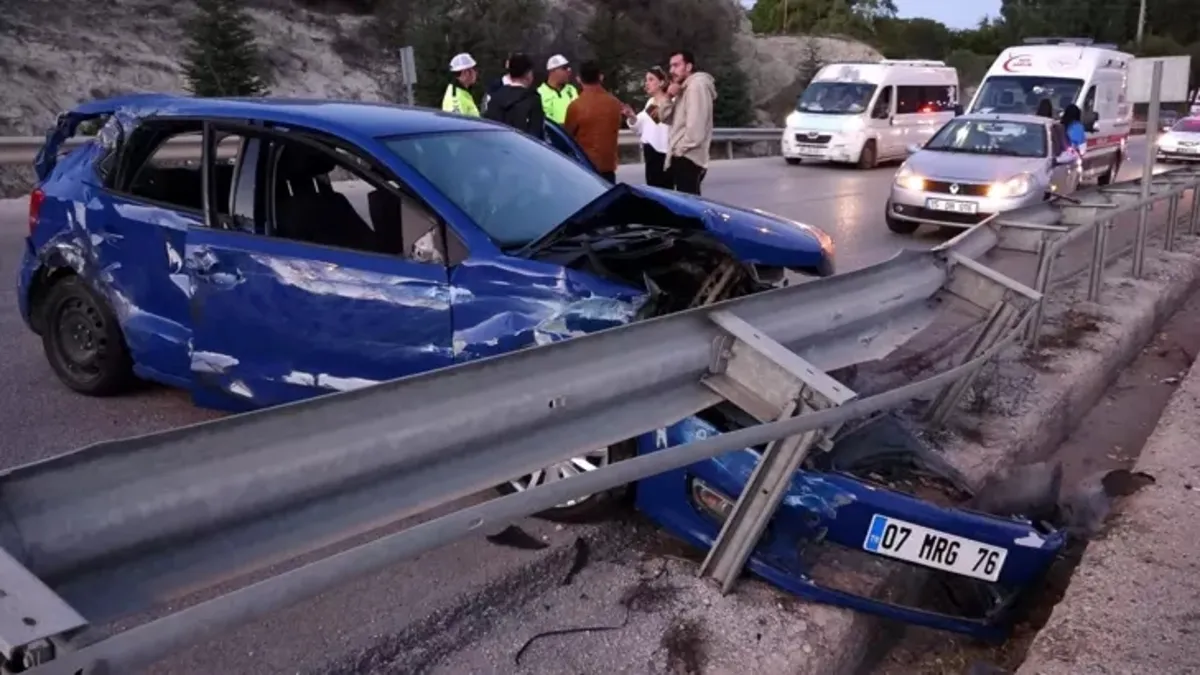 Burdur'da feci kaza: 5 yaralı