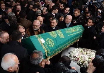 Yapımcı Metin Sarp hayatını kaybetti