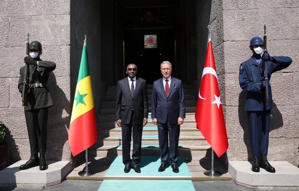 Milli Savunma Bakanı Hulusi Akar, Senegal Silahlı Kuvvetler Bakanı Sidiki Kaba ile görüştü