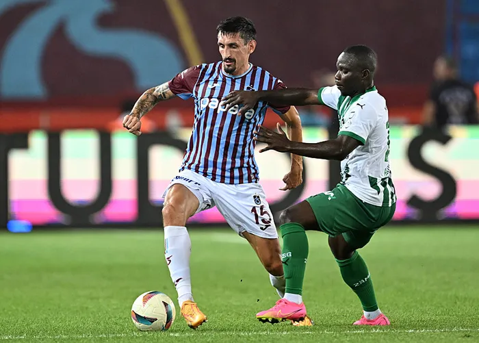 Konferans Ligi’ne veda: Trabzonspor penaltılarda St. Gallen’e kaybetti!