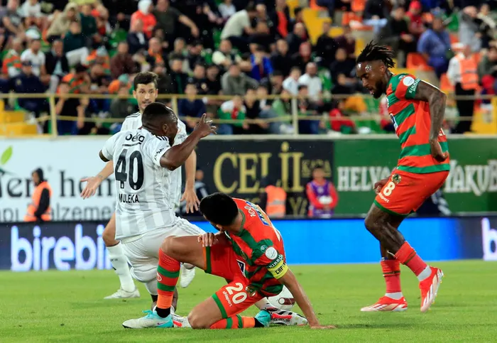 Alanya’da puanlar 1-1 paylaşıldı! Beşiktaş 3.’lük iddiasını kaybetti