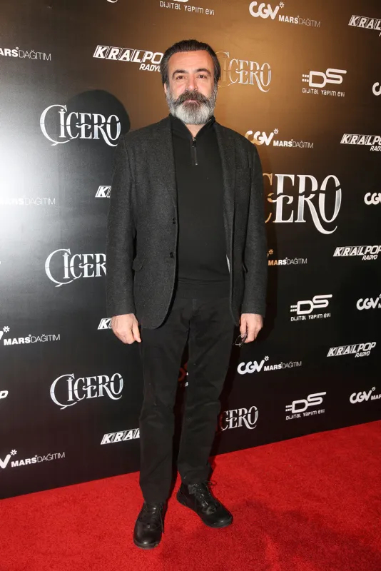 Levent Ülgen’i çıldırtan paylaşım: Bu ahlaksızlıktır!