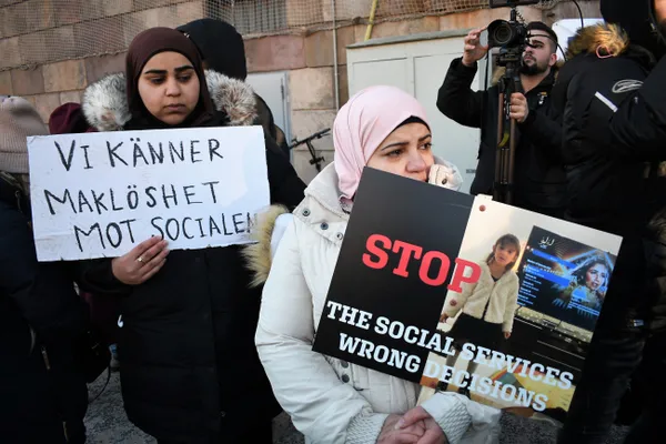 1688437617303.jpg Terör yuvası İsveç İslam'la savaş halinde: Mahkeme kararıyla Kur'an yaktırıyorlar - 7