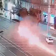 Alev topuna döndü