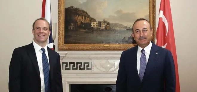 Son dakika: Bakan Çavuşoğlu, İngiltere Dışişleri Bakanı ile görüştü