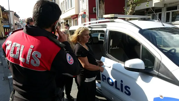 Kapkaççılar Beşiktaş'ta suçüstü yakalandı! Plakayı boyayıp kaçmaya çalıştılar - 2