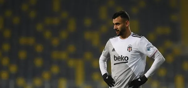transferin-gozdesi-rachid-ghezzal-leicester-city-antremaninda-ghezzal-hangi-takima-gidecek-galatasaray-mi-besiktas-mi-1626893381567.jpg Transferin gözdesi Rachid Ghezzal Leicester City antremanında! Ghezzal hangi takıma gidecek? Galatasaray mı Beşiktaş mı? - 5