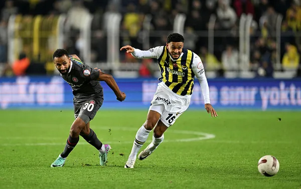 1701087314973.jpg Fenerbahçe'den Fatih Karagümrük maçı açıklaması: VAR kayıtları açıklansın maçı tekrardan oynamaya hazırız - 2