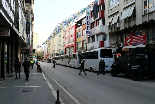 HDP binasında 'paralel mahkeme' kurup PKK'ya para aktardılar - 3