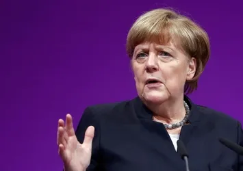 Merkel'den acımasız karar: Hızlandırın