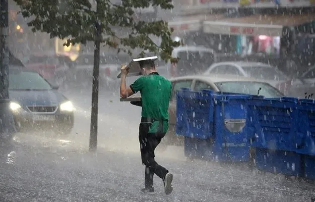 istanbullular-dikkat-meteoroloji-ve-akom-uyardi-balkanlardan-saganak-geliyor-1726341886427.jpg İstanbullular dikkat! Meteoroloji ve AKOM uyardı: Balkanlardan sağanak geliyor - 4