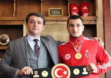 Milli boksörlerden 1 gümüş, 1 bronz madalya