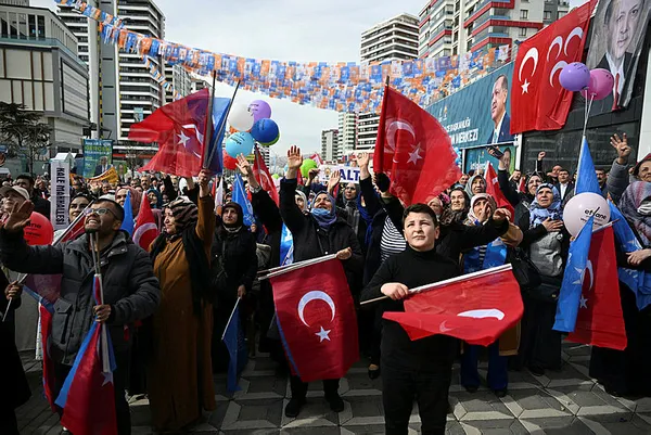 1707656422563.jpg Vatandaşa 2 bin 500 lira et yardımı! Ankara'da Turgut Altınok yeni vaadini açıkladı! Doğal gazda da destek artacak... - 3