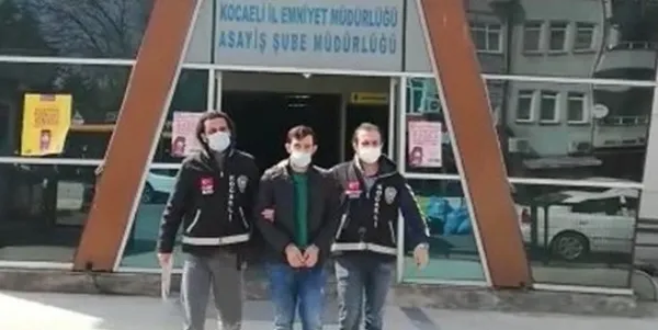 beyzanur-intihar-mi-etti-cinayete-mi-kurban-gitti-supheli-olumune-dair-carpici-bilirkisi-raporu-1669119276797.jpg Beyzanur intihar mı etti, cinayete mi kurban gitti? şüpheli ölümüne dair çarpıcı bilirkişi raporu - 1
