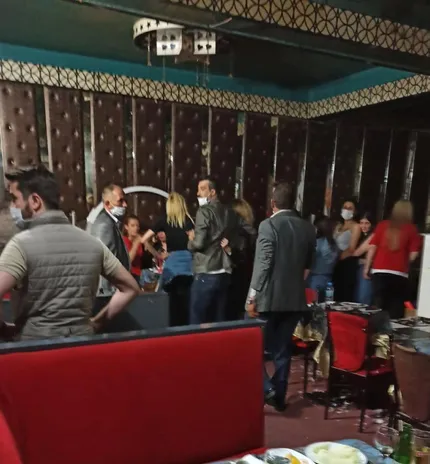 1592728181641.jpg Ankara'da eğlence merkezine baskın! 36 kişiye para cezası - 1