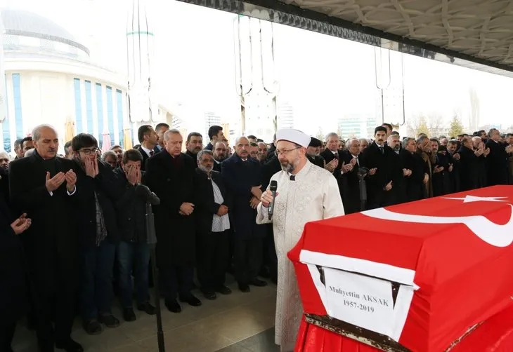 Başkan Erdoğan, AK Parti eski milletvekili Muhyettin Aksak’ın cenazesine katıldı