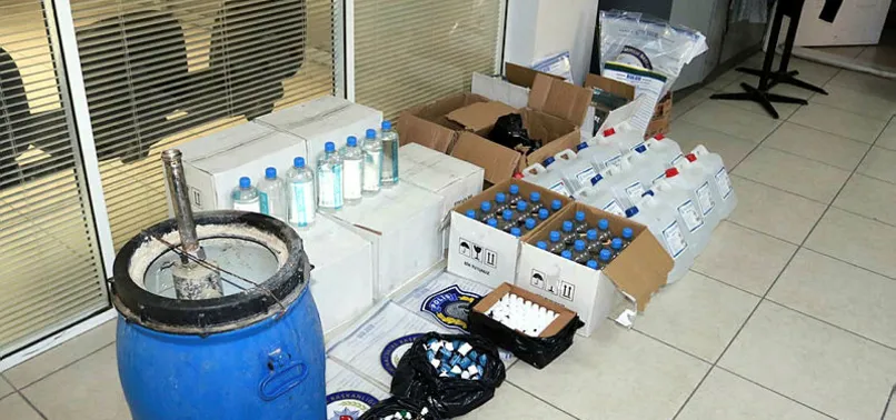 Foça'da sahte içki operasyonu: 9 gözaltı