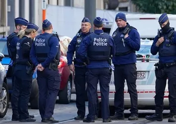 Hareketli dakikalar! Brüksel Adalet Sarayı’nda bomba paniği